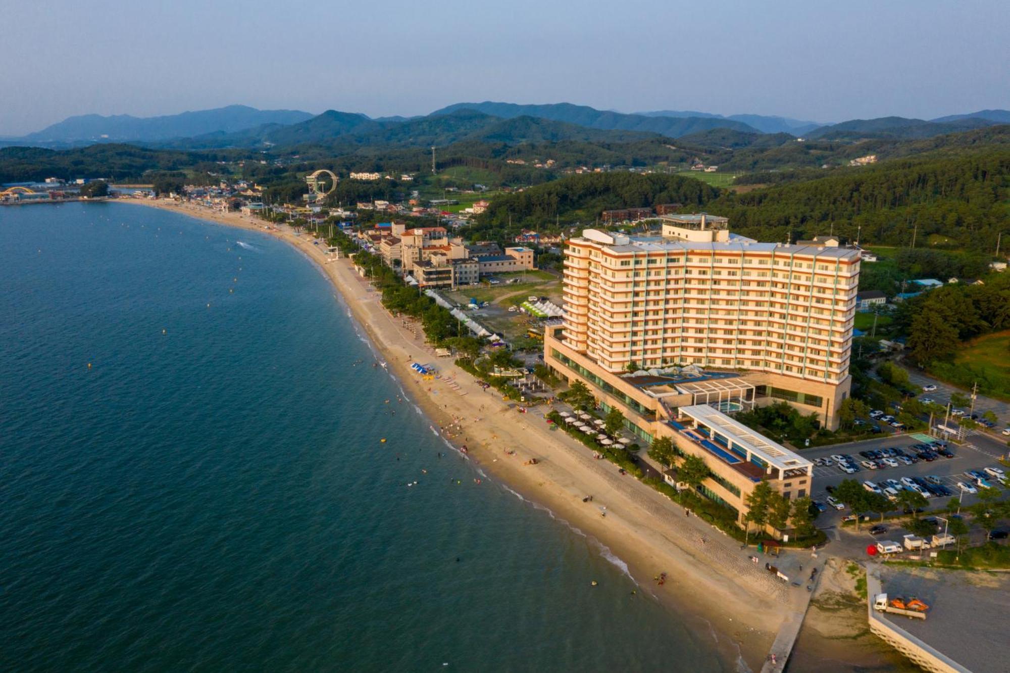 בוריאונג Beache Palace מראה חיצוני תמונה